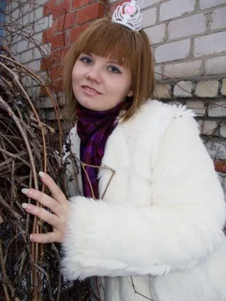 Поэтессе Анне Шухаревой